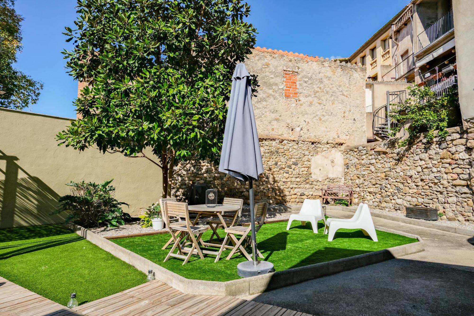 Cal Capo Alojamiento Con Jacuzzi Apartment Besalu Bagian luar foto