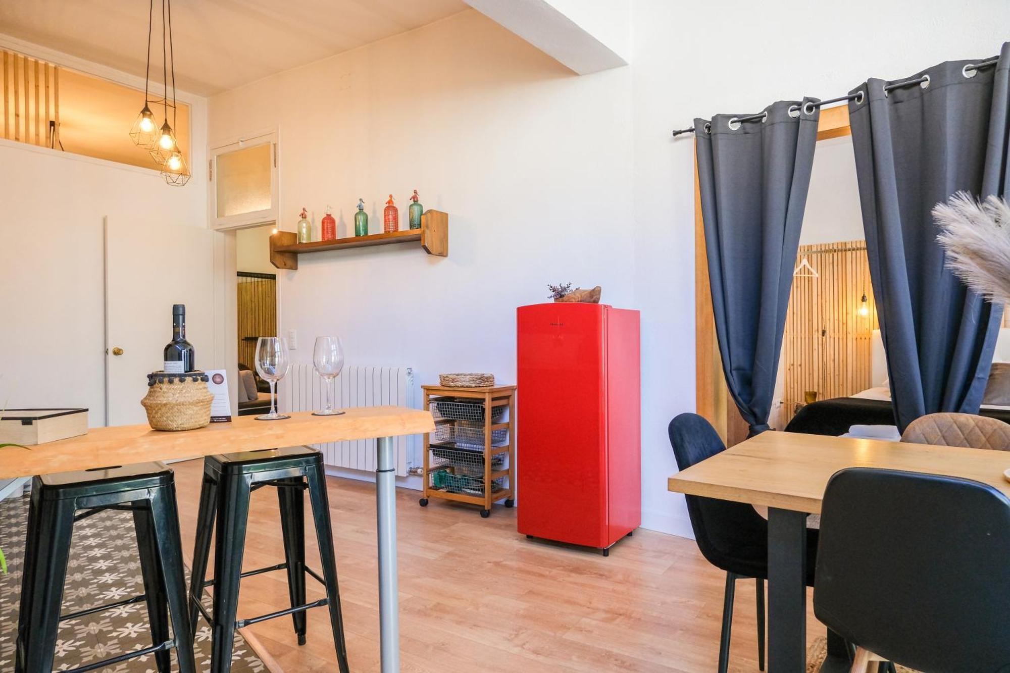 Cal Capo Alojamiento Con Jacuzzi Apartment Besalu Bagian luar foto