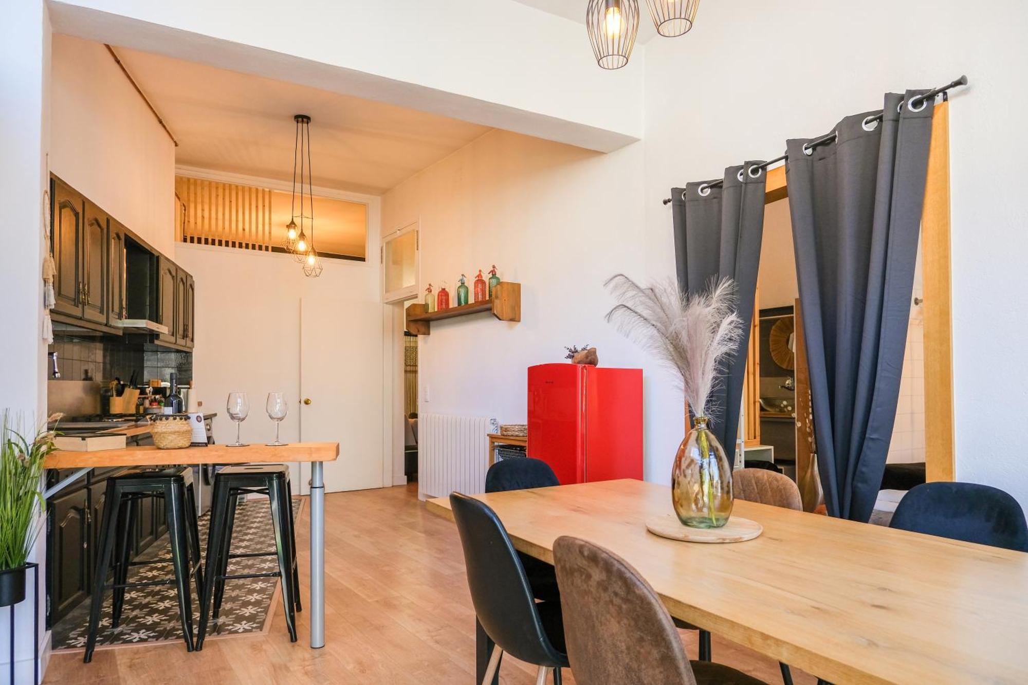 Cal Capo Alojamiento Con Jacuzzi Apartment Besalu Bagian luar foto